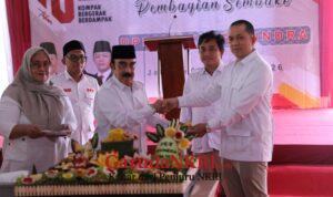 Gelar HUT ke-18, Gerindra Bagi Bibit Pohon Buah ‘Simbol’ Keberlanjutan Perjuangan