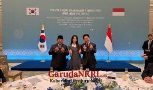 Kompak Lakukan Simbol Jari Hati, Momen Prabowo Bertemu Carmen Hearts2Hearts