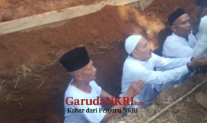 Suasana Haru di Surade, Ibunda Kepala Dinas PU Sukabumi Tutup Usia