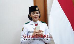 Sosok Celina Olivia Apriani Theo, Pelajar SMK Negeri 5 Pontianak, Mengukir Sejarah Membawa Baki Merah Putih di Istana Merdeka